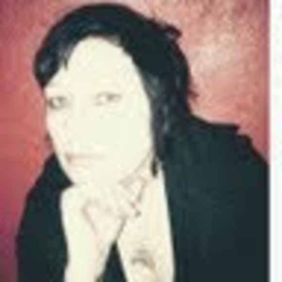 Meet your Posher, Wendy - Picture 1 of 1